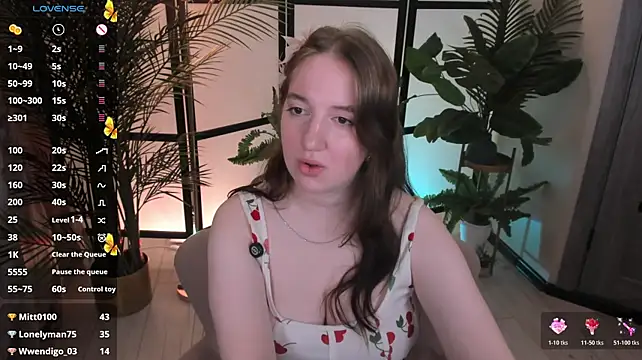 Elisabeth_Binder live cam on StripChat