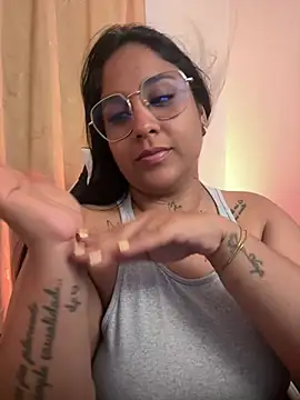 Liith live cam on StripChat