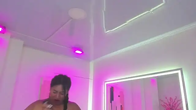 Isabella_rows live cam on StripChat