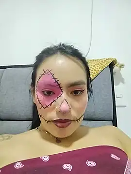 AdarhaRamirez_ live cam on StripChat