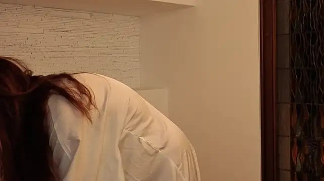 L1ittle_kitty_ live cam on StripChat