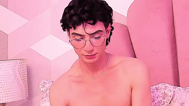 KylieMonnett live cam preview