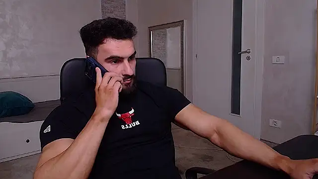 micahlane (M young) - support me to compete , I m a bodybuilde