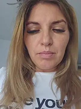 bianca_ella (F milf) - make me happy