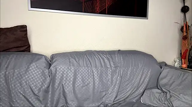 LoraDavi live cam on StripChat