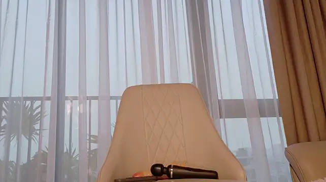 asiansakura live cam on StripChat