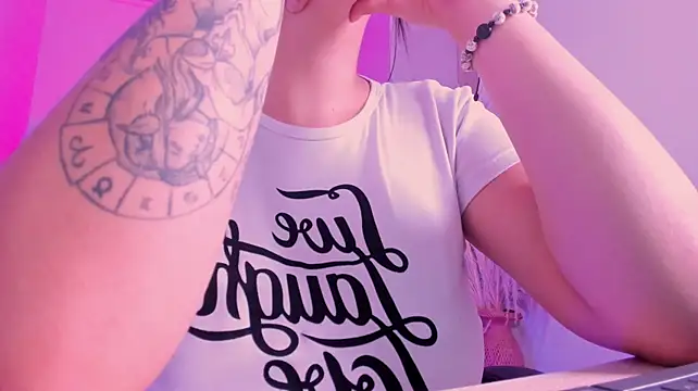 TifanyWhite_