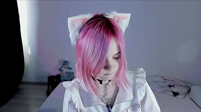 Hikkacat