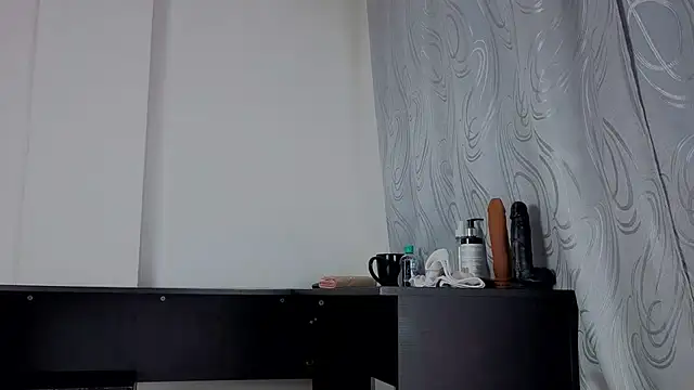 Mariana_Lu webcam stripchat model stream image