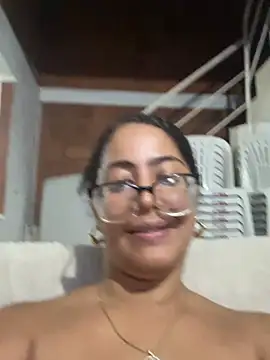 Jessyivonne webcam