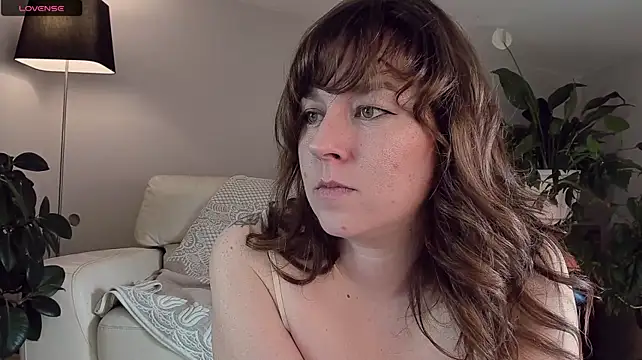 SoulmateSun live cam on StripChat