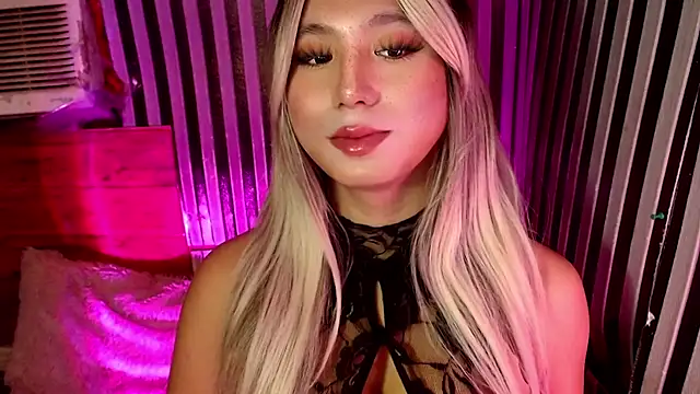 HoresCOCKLUCY live cam on StripChat