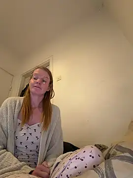 jannis1992 live cam on StripChat