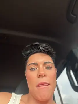 LukeLouHarvey webcam