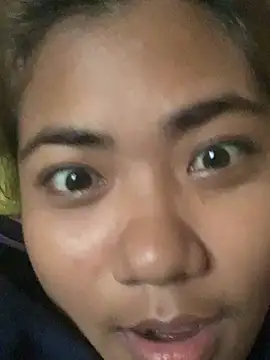 YaraSmith webcam