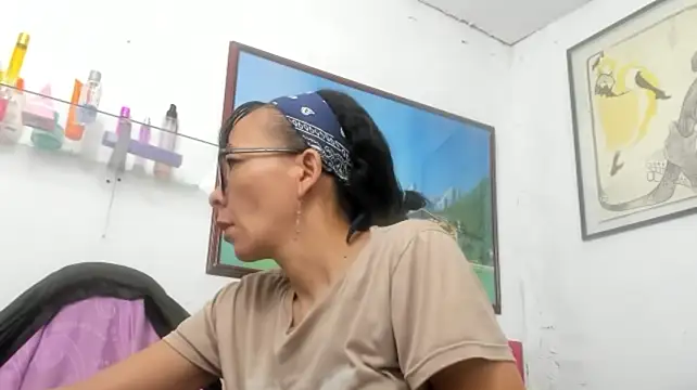 daniela_xue webcam