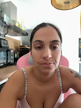 LaPetiteKim live cam preview