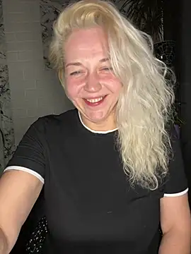 JenniferCarmen live cam preview