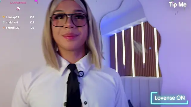 Khloe_Dangel