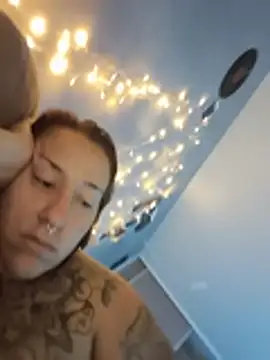 Thelittledevil388 live cam preview
