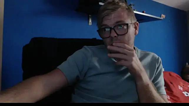 blondeboy92 live cam preview