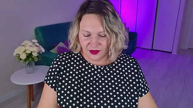 Nina_Weiss live cam preview