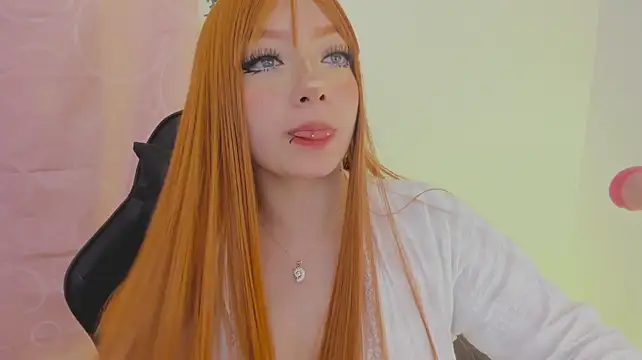 Chloe_Luv live cam preview