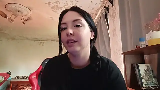RosalindNemith live cam on StripChat