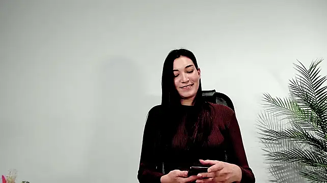 IselaLotton live cam preview