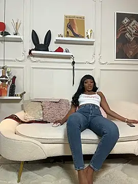 Show de webcam ao vivo com GoddessDreea - Brinquedos Lovense interativos disponíveis