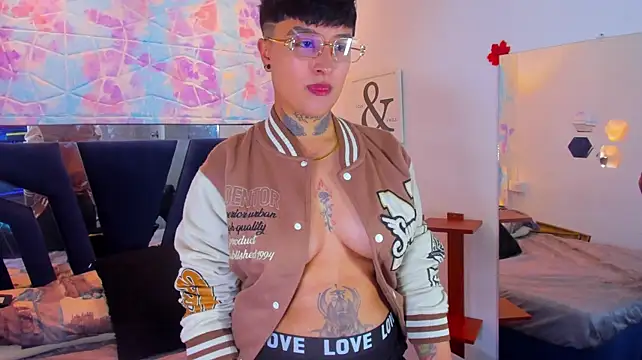 abby_thompson____ webcam