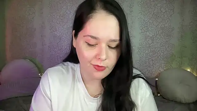 IvyLebelly webcam