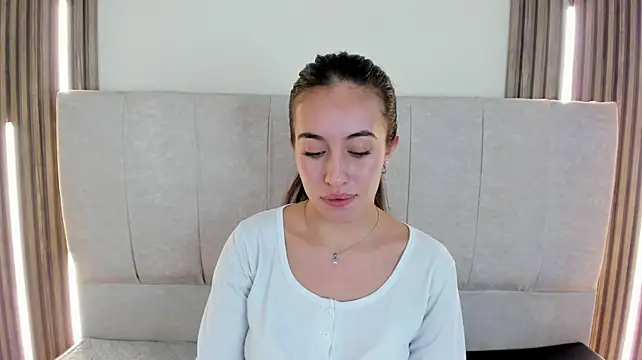 Nikka_888 live sex cam