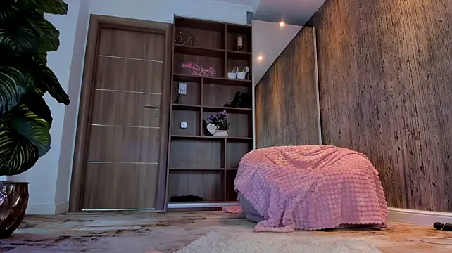 ArianaXO_