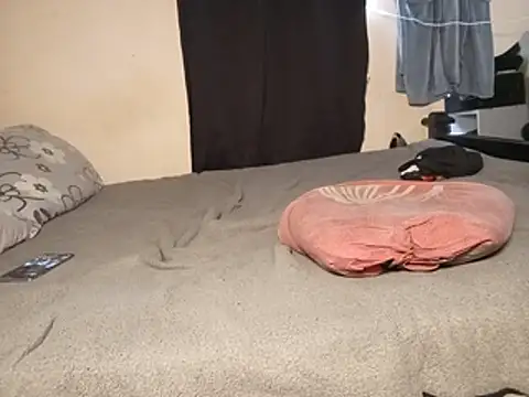 Moteroxz live cam on StripChat