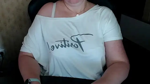 AlisaHot55 live cam on StripChat