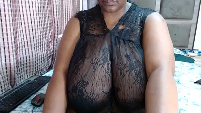 CHOCOLATEDARKBUSTYX