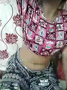 Your_Alinaa live cam on StripChat