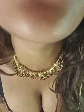 callmeshreya webcam