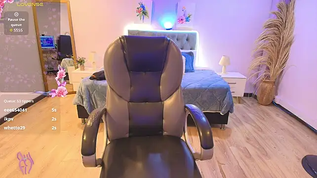 Mariam_Lopez__ webcam