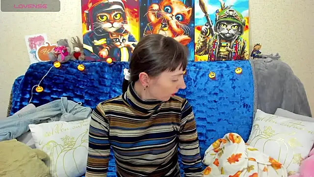 TayanaJons live cam on StripChat