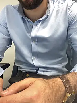 speddy34 (M young) - Office Show dick