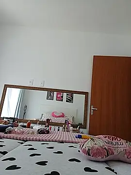 marcialoira live cam preview