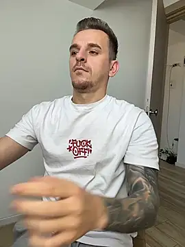 huge_cock22cm (Ask my age) - Let