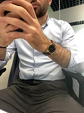 speddy34 (M young) - Office Show dick