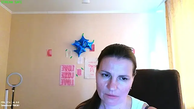 Mirabelle_Velvet