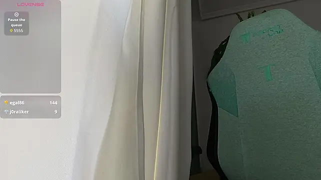 Emily_jayreal