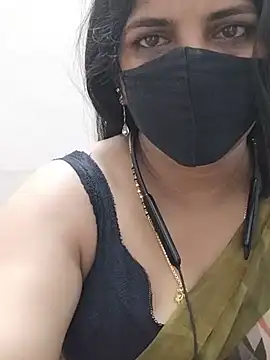 Tamil-HoneyQueen