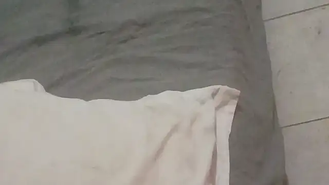 milfnextdoor36 live cam preview