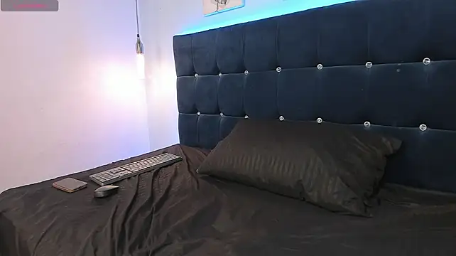 Safiya___ webcam stripchat model stream image